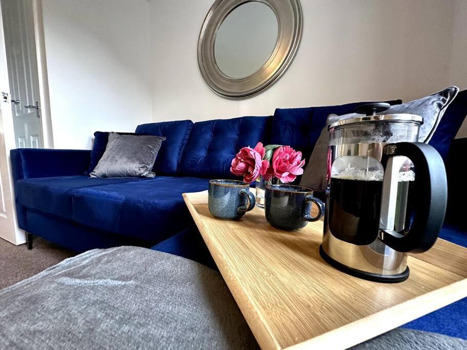 Dale House By Blue Skies Holiday home *